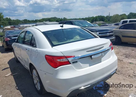 2013 Chrysler 200 Limited из США, поврежденный, VIN 1C3CCBCG2DN559197